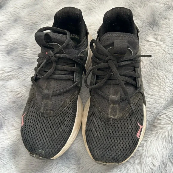 Puma Kids Sneakers Black and Pink - Picture 2 of 5